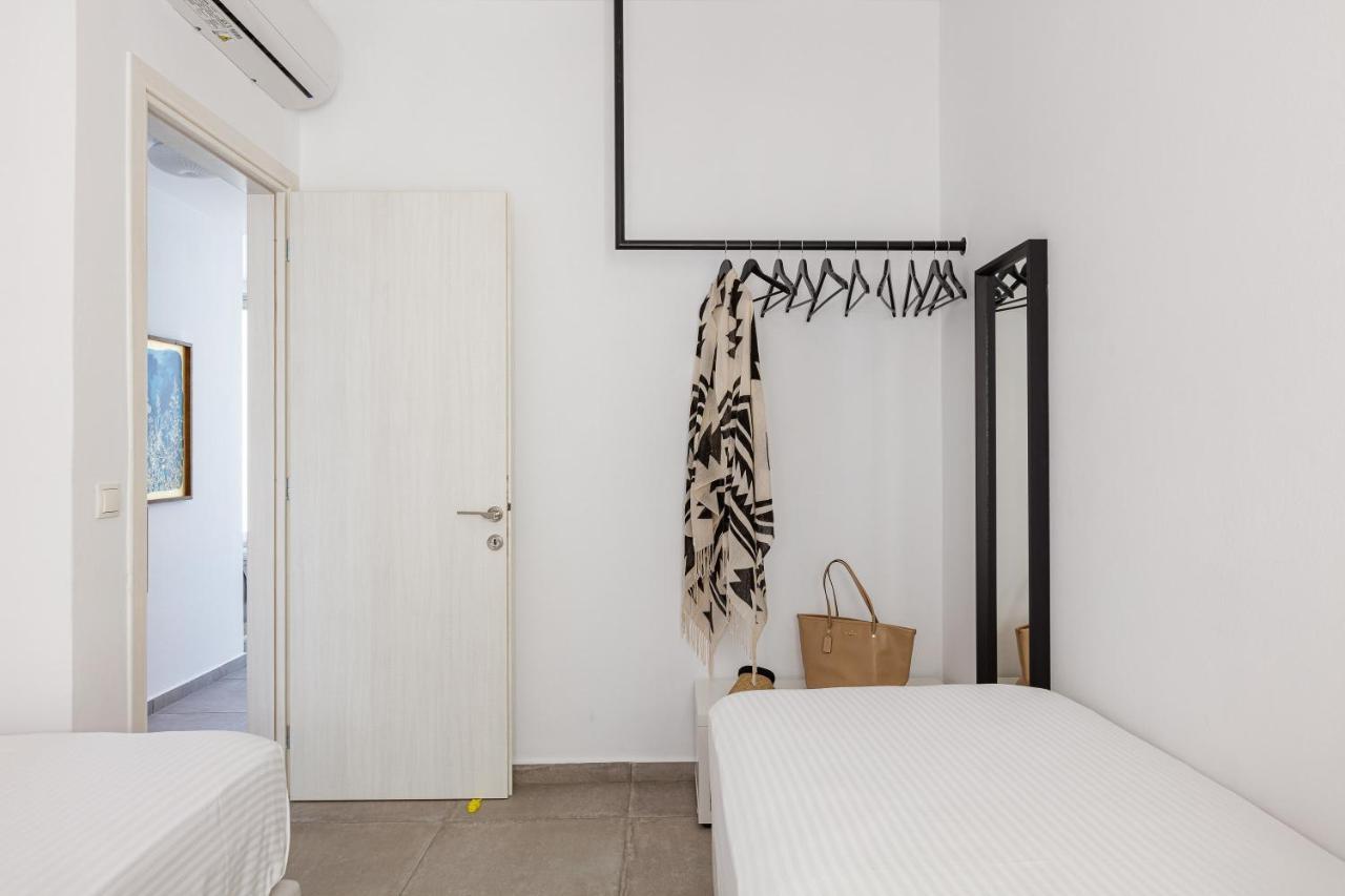 Aelia Seascape Apartments 플라키아스 외부 사진