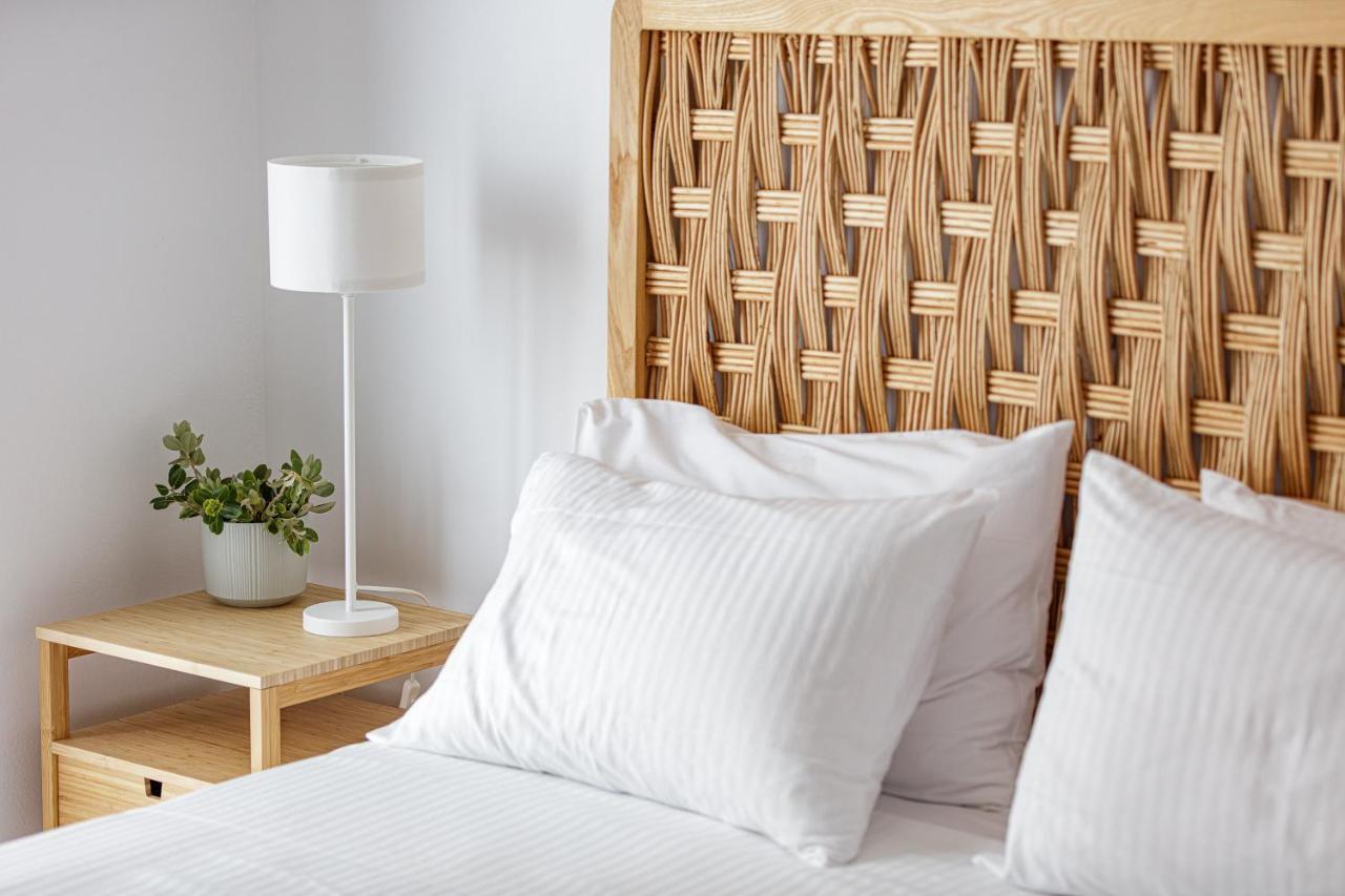 Aelia Seascape Apartments 플라키아스 외부 사진