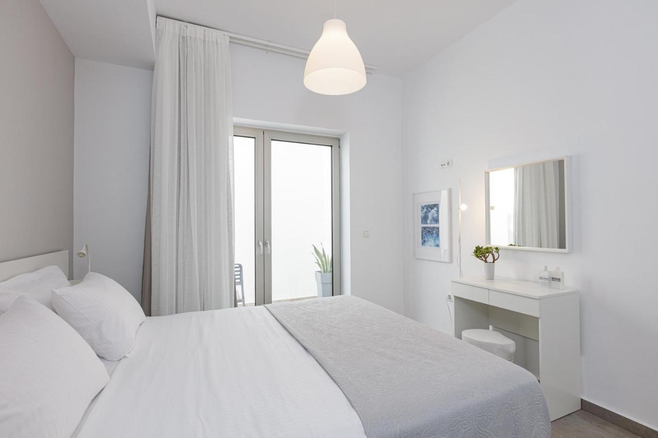 Aelia Seascape Apartments 플라키아스 외부 사진