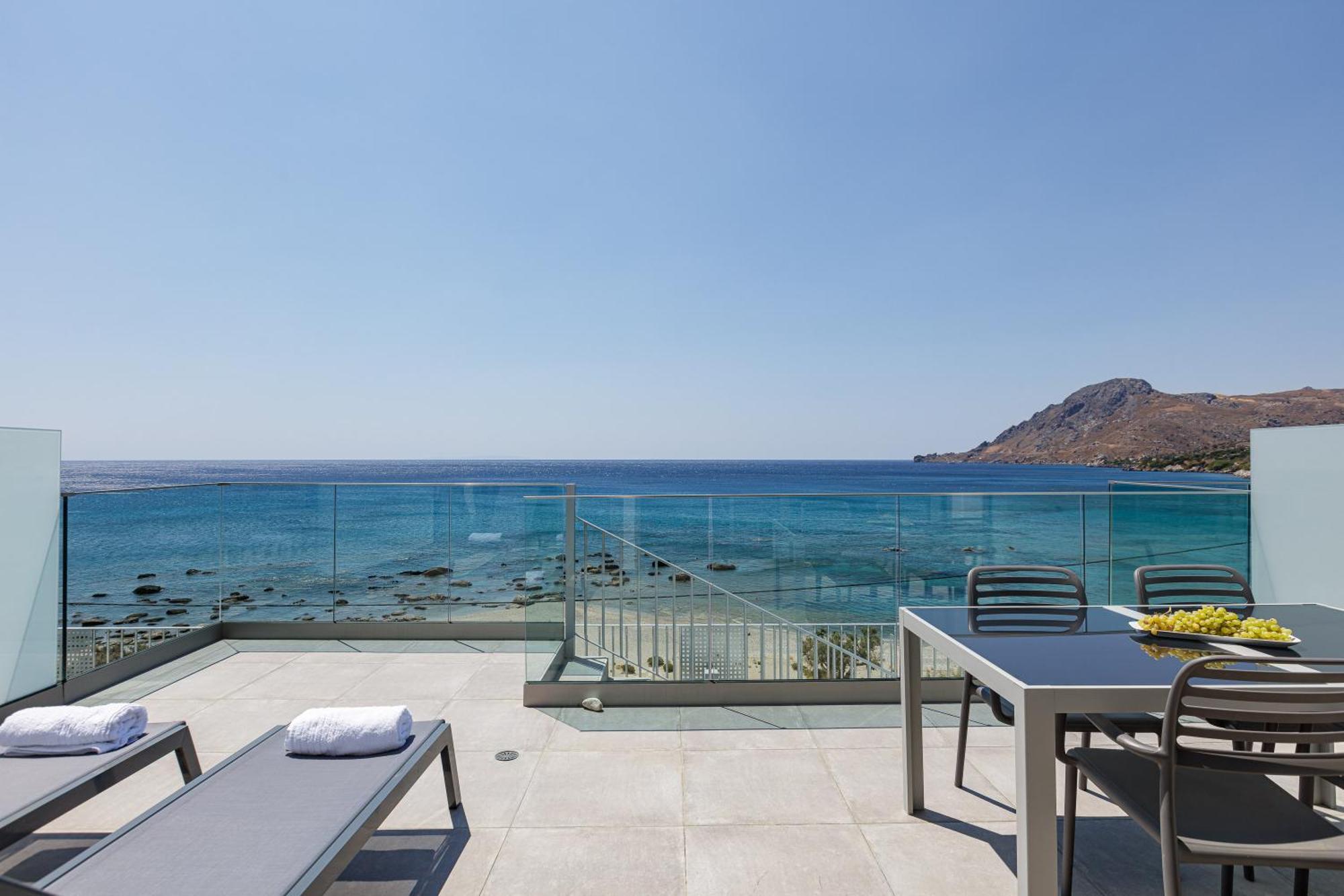 Aelia Seascape Apartments 플라키아스 외부 사진